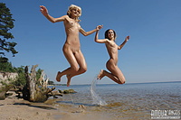 Sexy lesbian girls Sexy lesbian girls