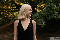 Glamour girl in nature Glamour girl in nature