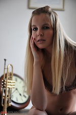 Nude girls ladys sweeties Nude girls ladys sweeties