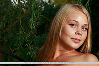 Teen photo model free young teenage female