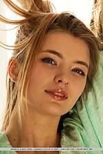 Free pictures of younger free hq erotica pics photos Free pictures of younger free hq erotica pics photos