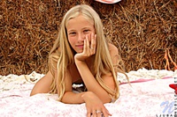Teen photo preview Teen photo preview