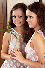 Young nudes girls Young nudes girls