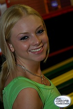 Skye model golden hair titty Skye model golden hair titty